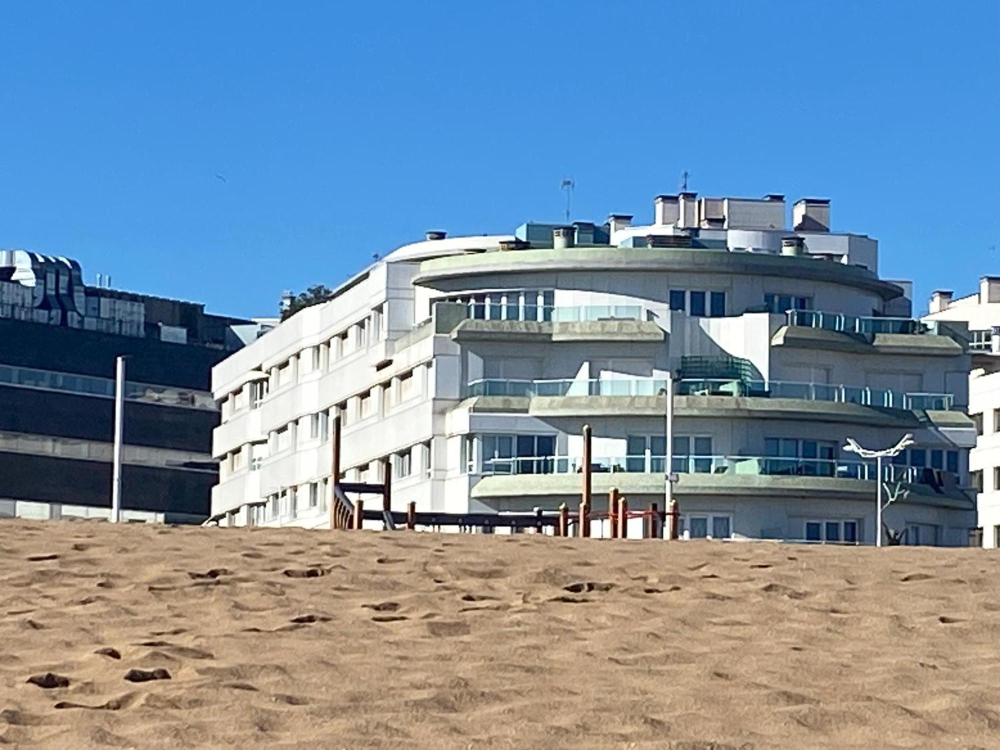 Poniente Beach Gijón Zewnętrze zdjęcie